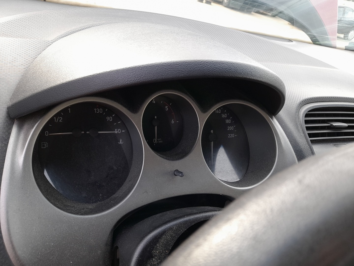 Instrument cluster