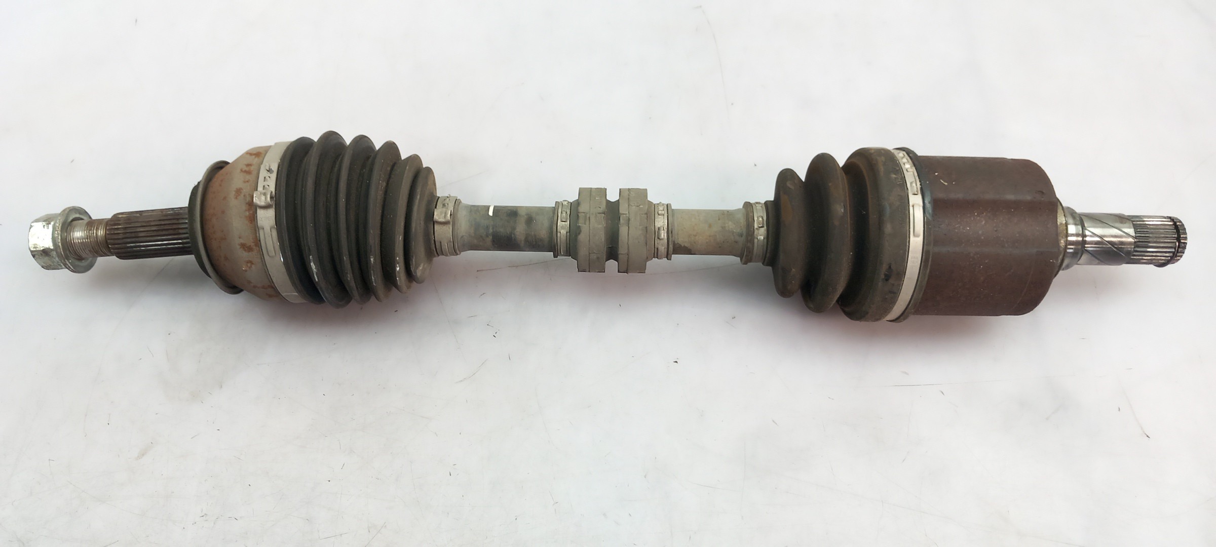 Transmission avant gauche
