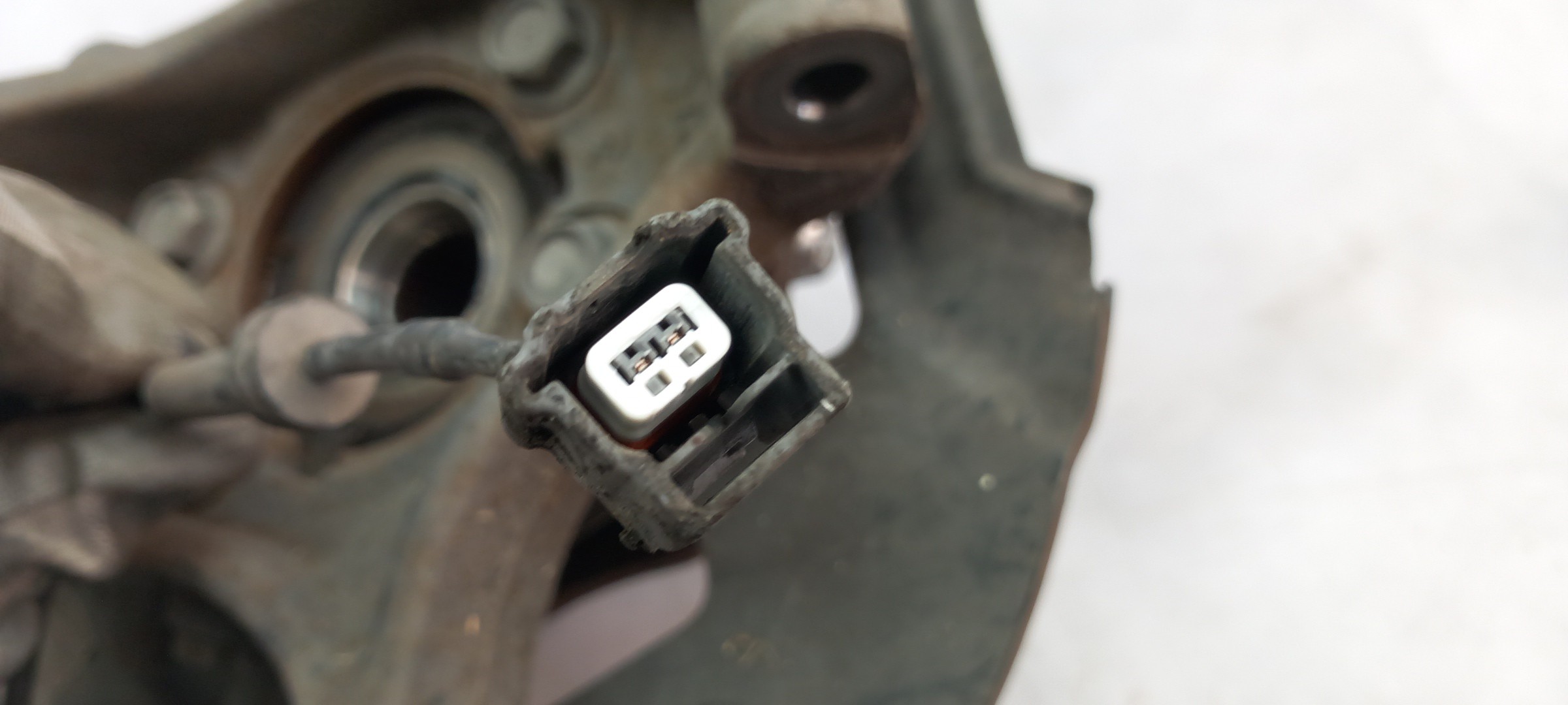 Left front steering knuckle NISSAN X-Trail (T32) Imagem-2