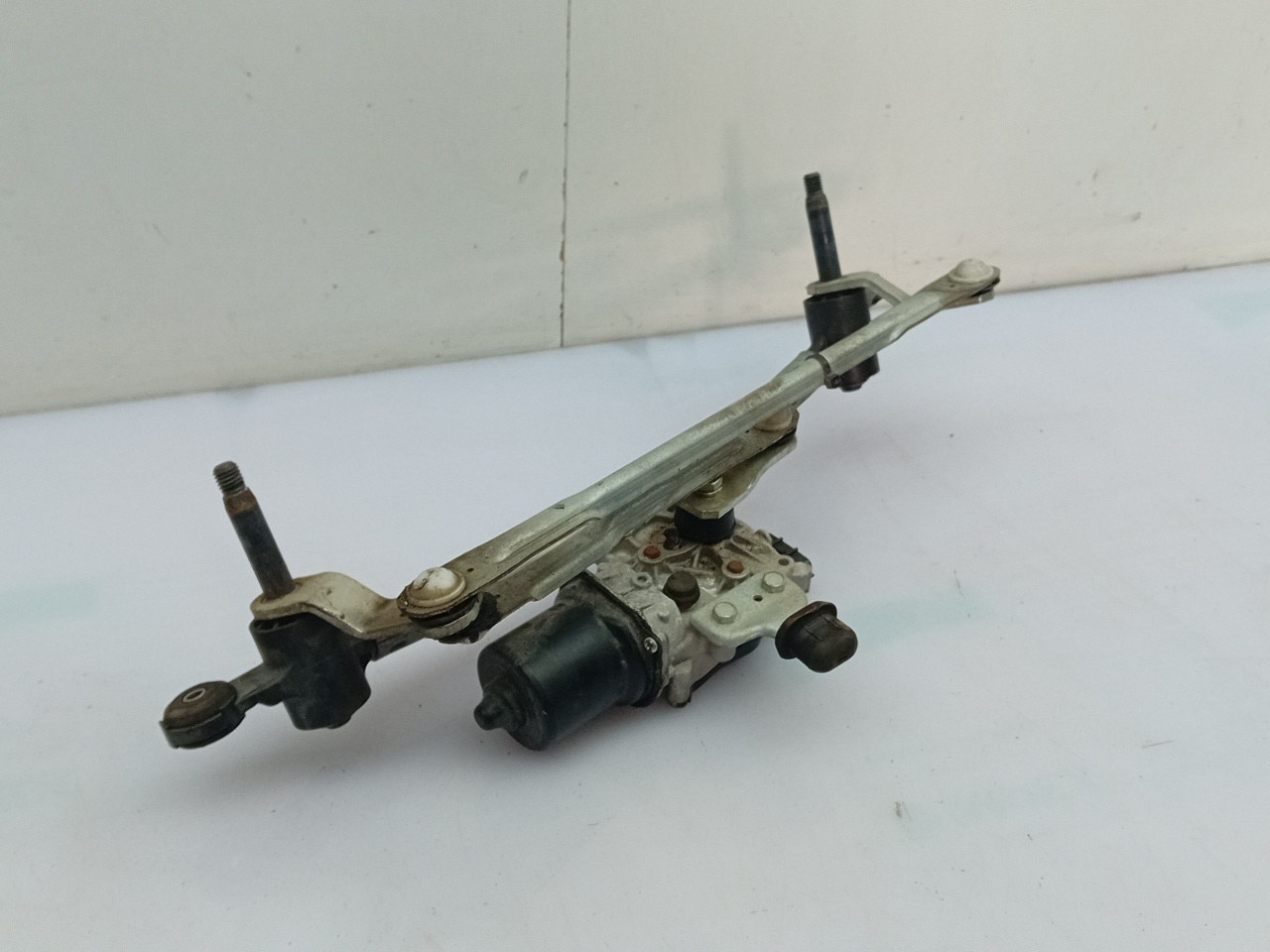 Front Wiper Motor RENAULT Clio V (BF_) Imagem-1
