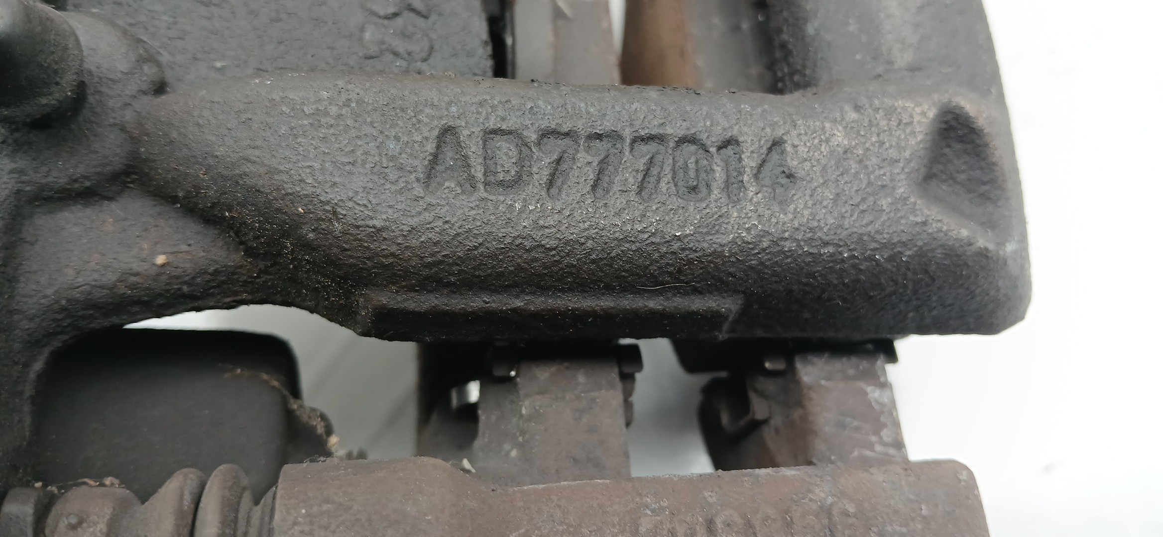 Pinza de freno Trasero Izquierdo CITROËN C4 Grand Picasso II (DA_, DE_) Imagem-4
