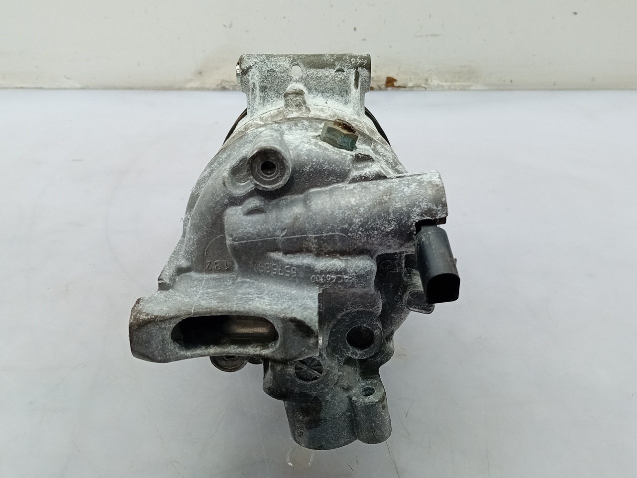 Compresor A/A VOLKSWAGEN Tiguan (AD1, AX1) Imagem-2
