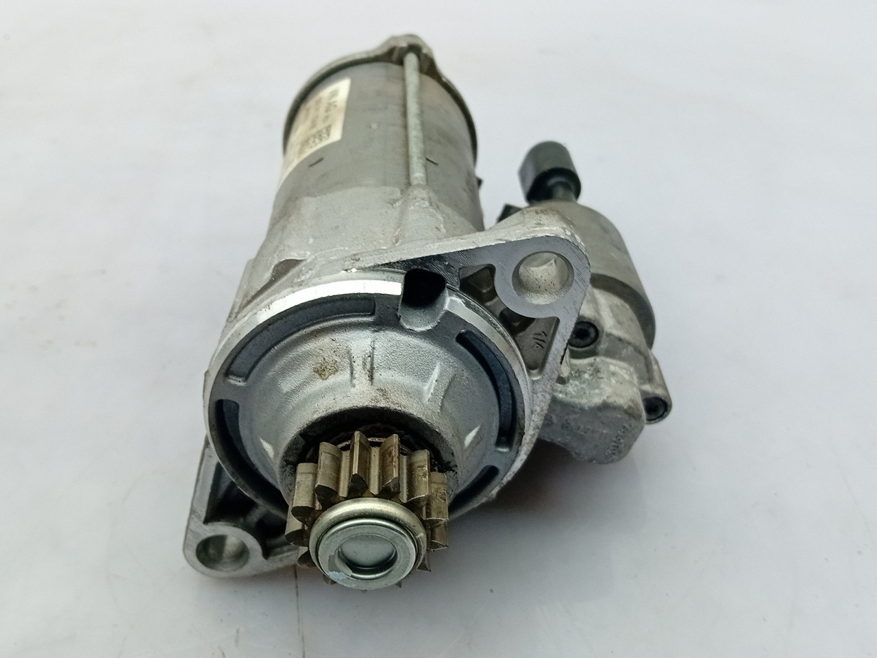 Motor de arranque VOLKSWAGEN Tiguan (AD1, AX1) Imagem-1