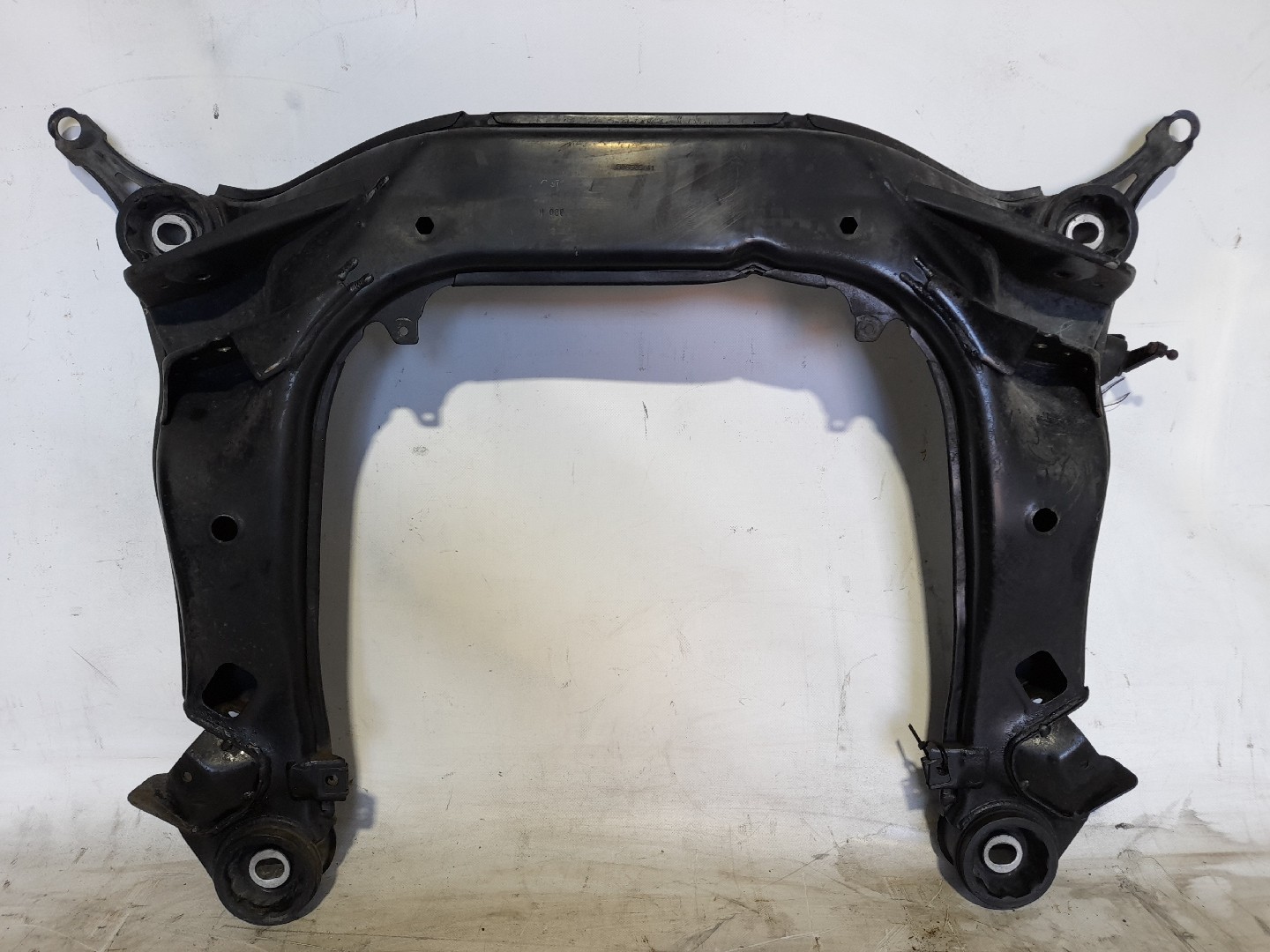 Berceau avant AUDI A4 Avant (8E5, B6) Imagem-1