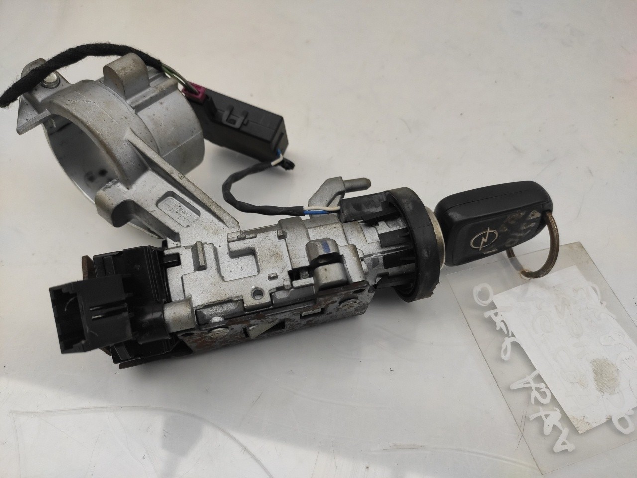 Bombín de encendido OPEL Astra J Sports Tourer Imagem-2