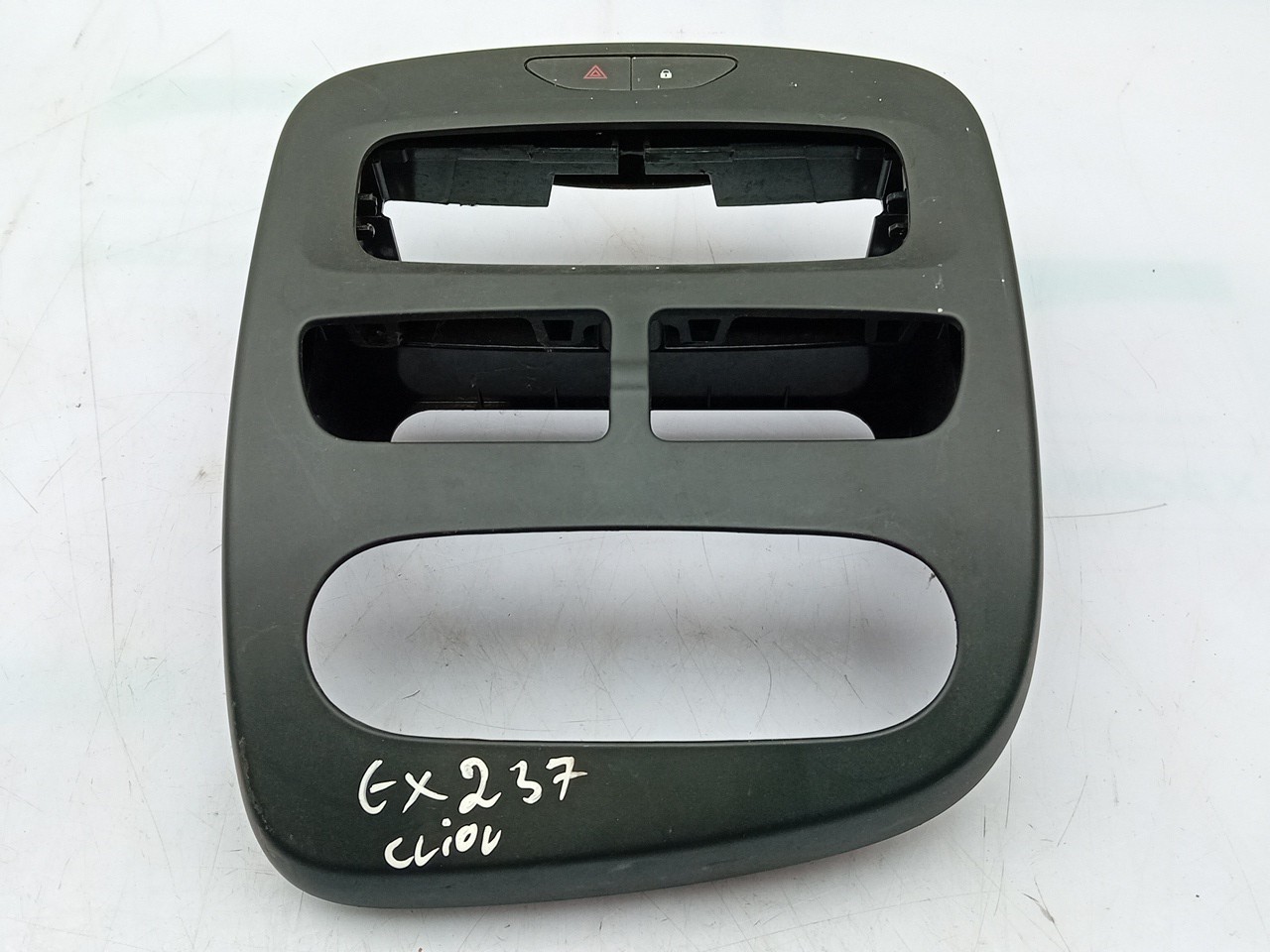 Cornice console centrale / radio / anello