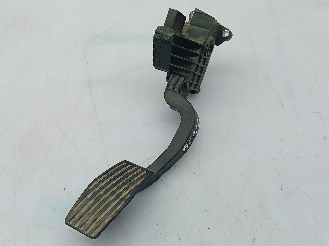 Pedal acelerador