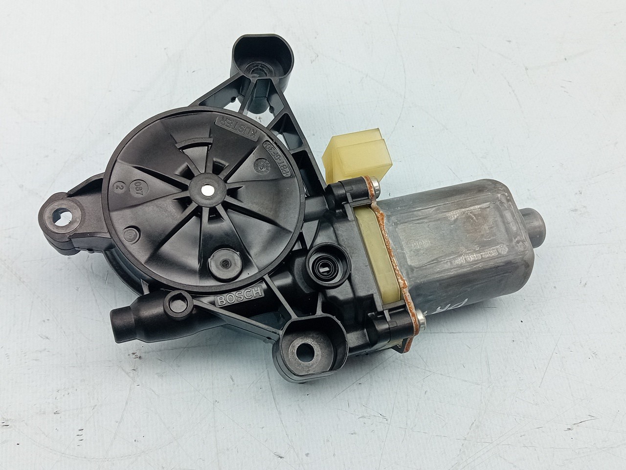 Moteur lève-vitre avant Droite VOLKSWAGEN Tiguan (AD1, AX1) Imagem-1