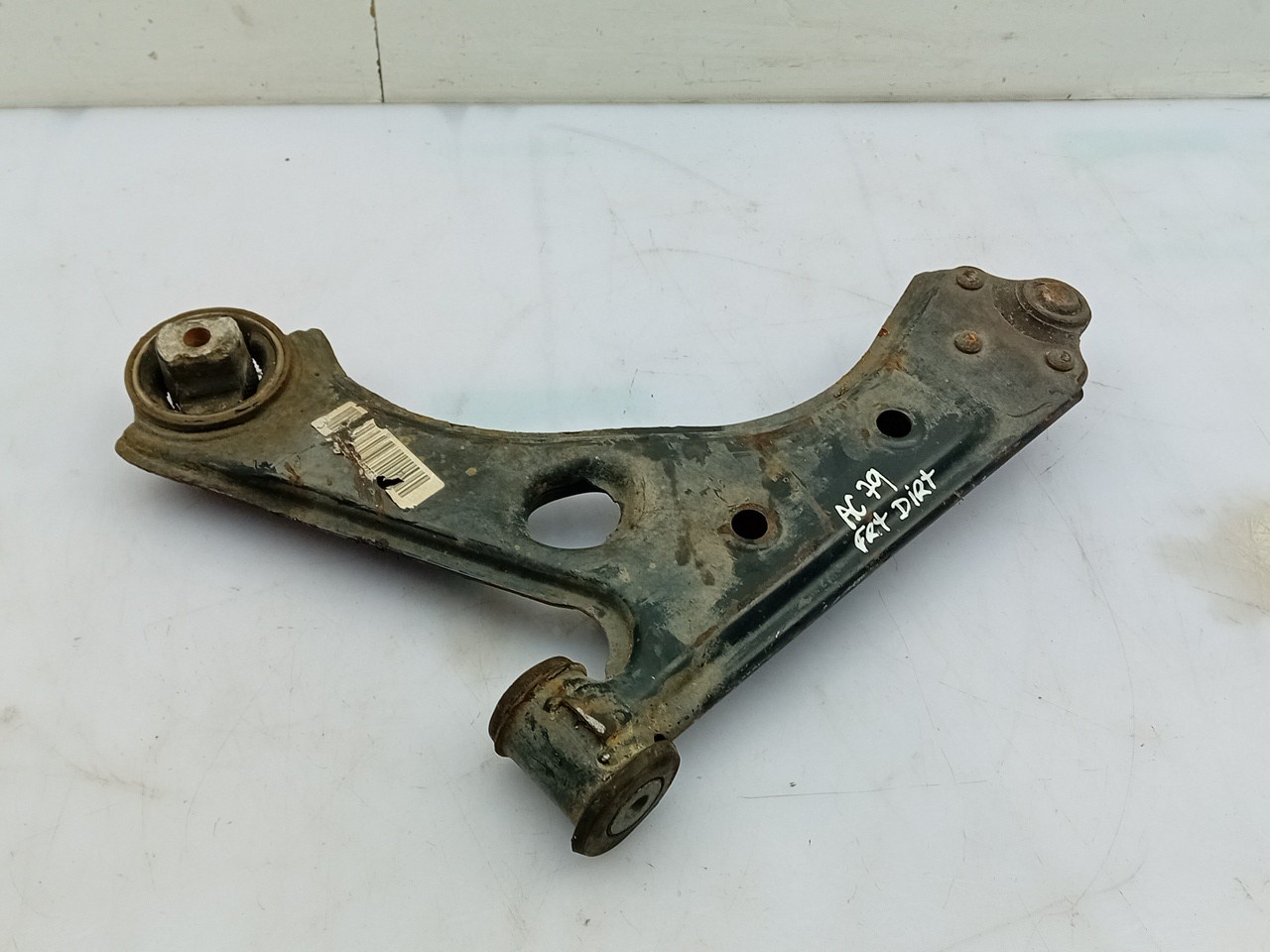 Braço de suspensão frente direito FIAT Grande Punto (199_) Imagem-1