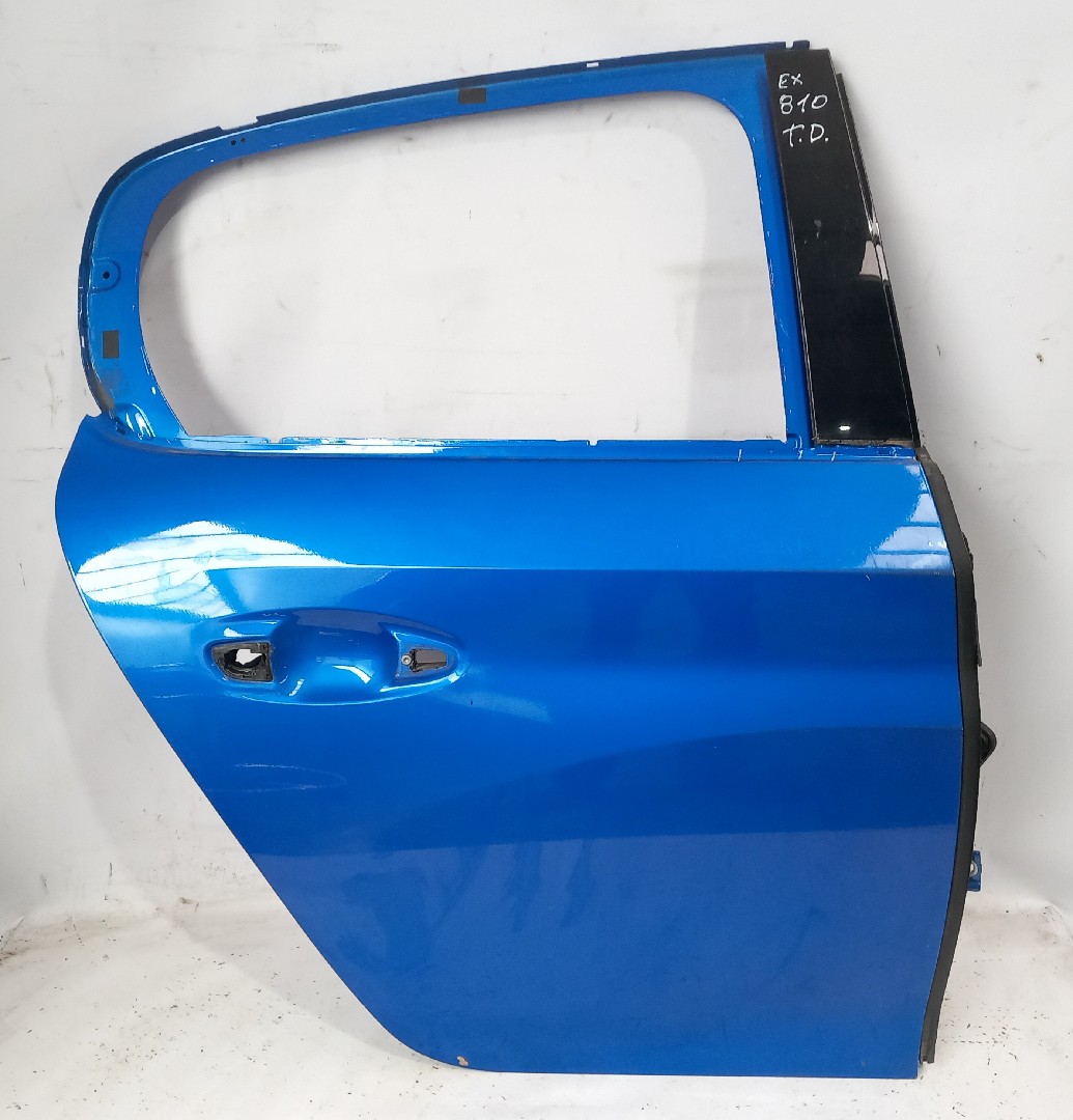 Right rear door