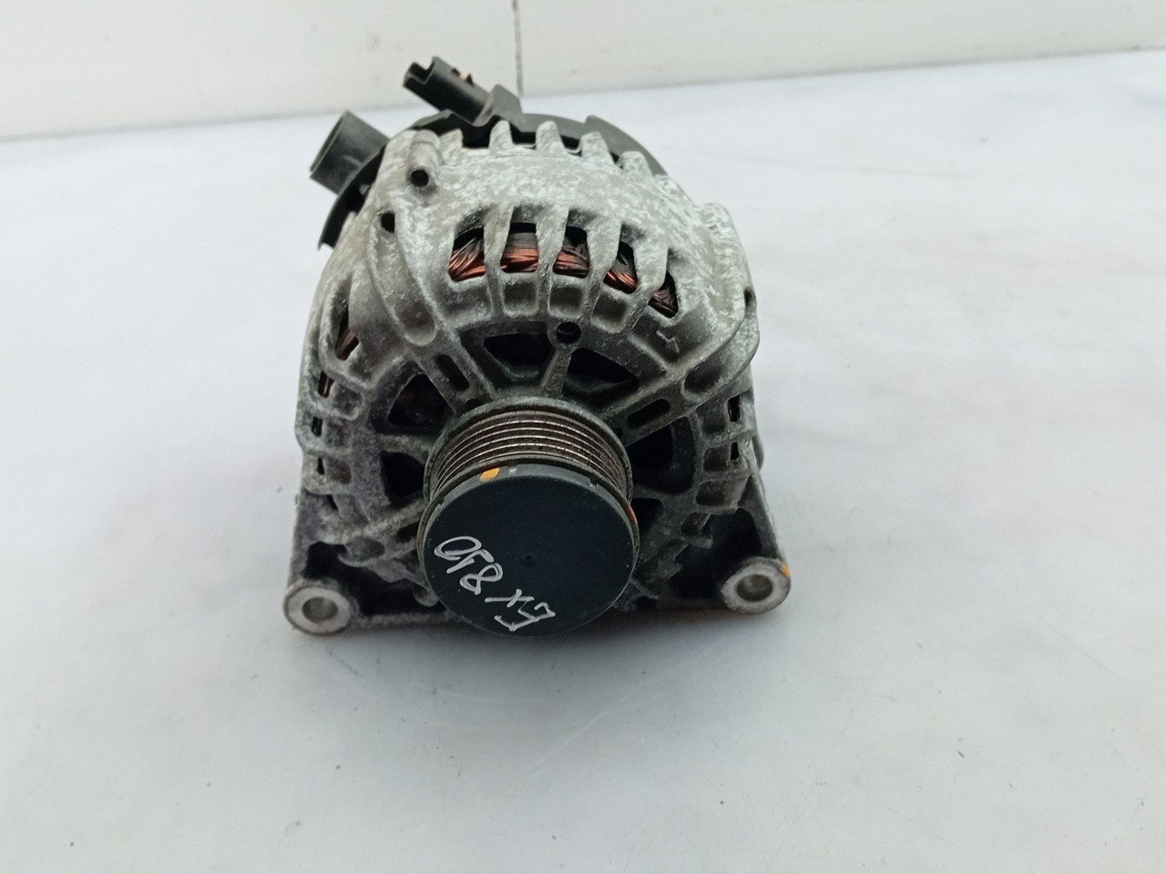 Alternator PEUGEOT 208 II Imagem-1