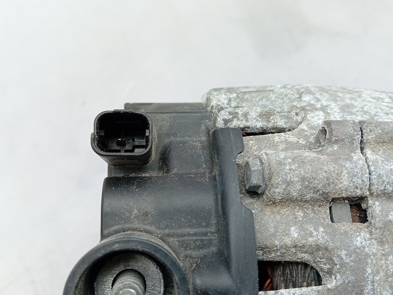 Alternator PEUGEOT 208 II Imagem-2