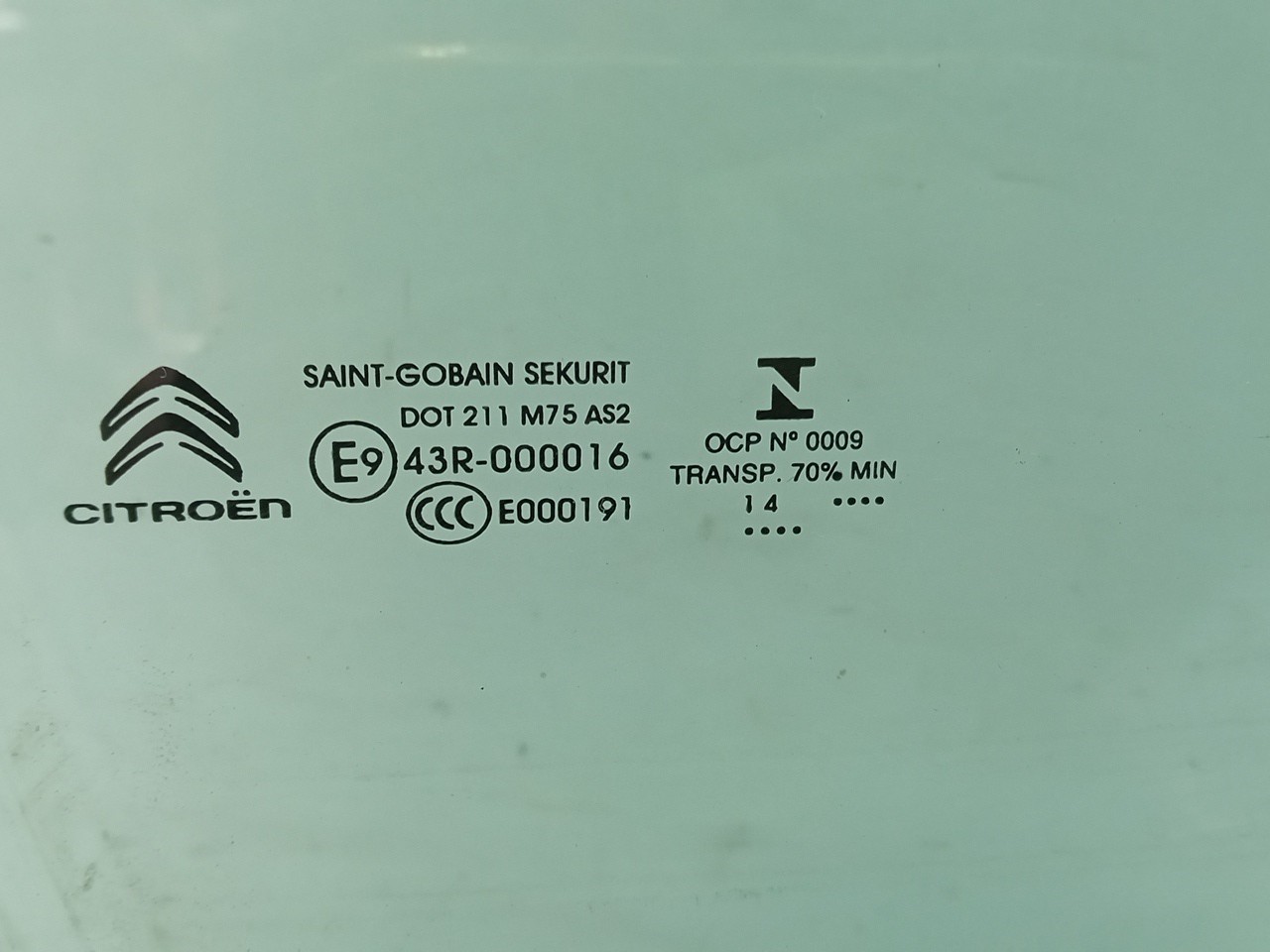 Right front door glass CITROËN C4 Grand Picasso II (DA_, DE_) Imagem-1