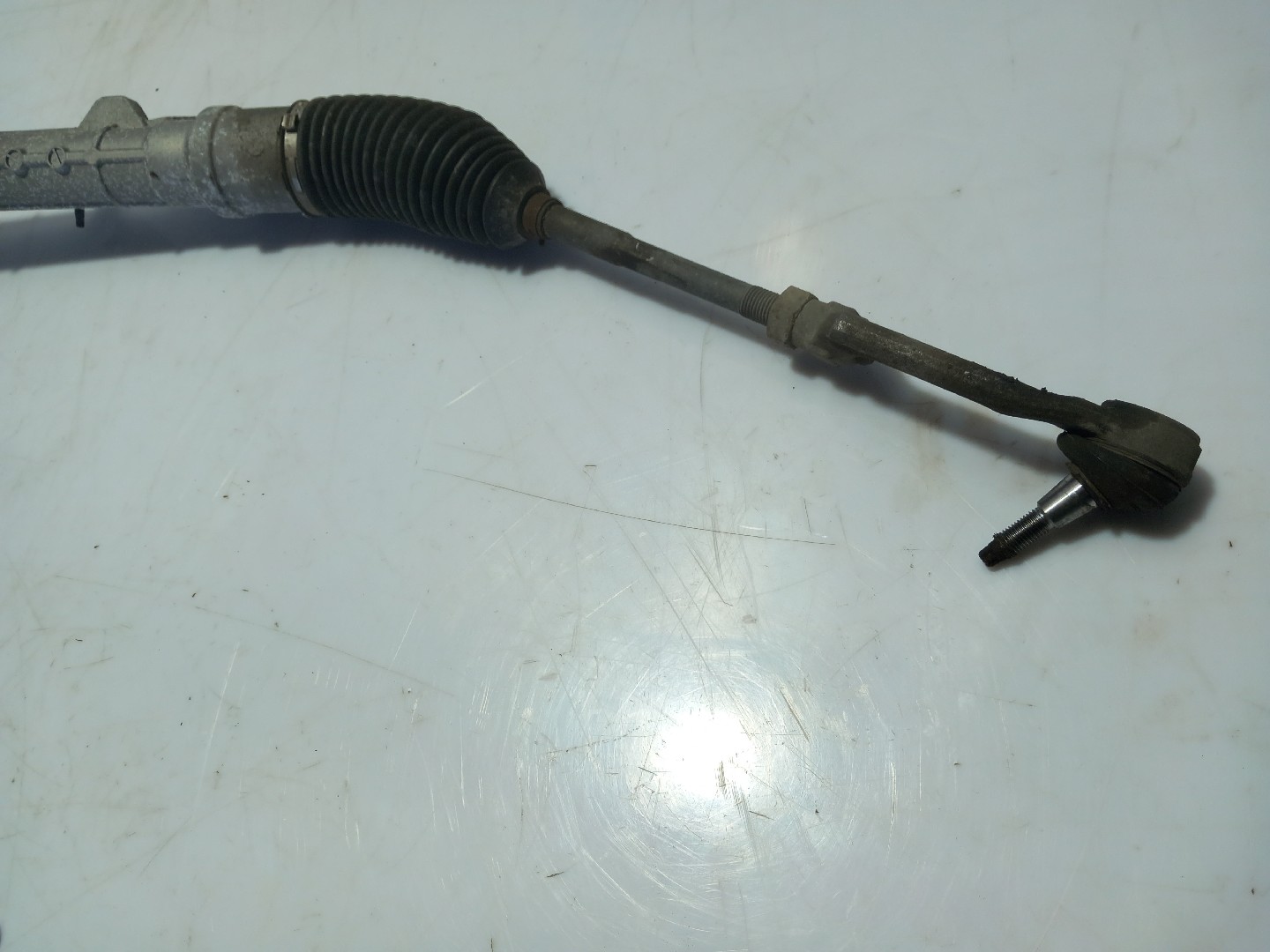 Steering box PEUGEOT 208 II Imagem-1