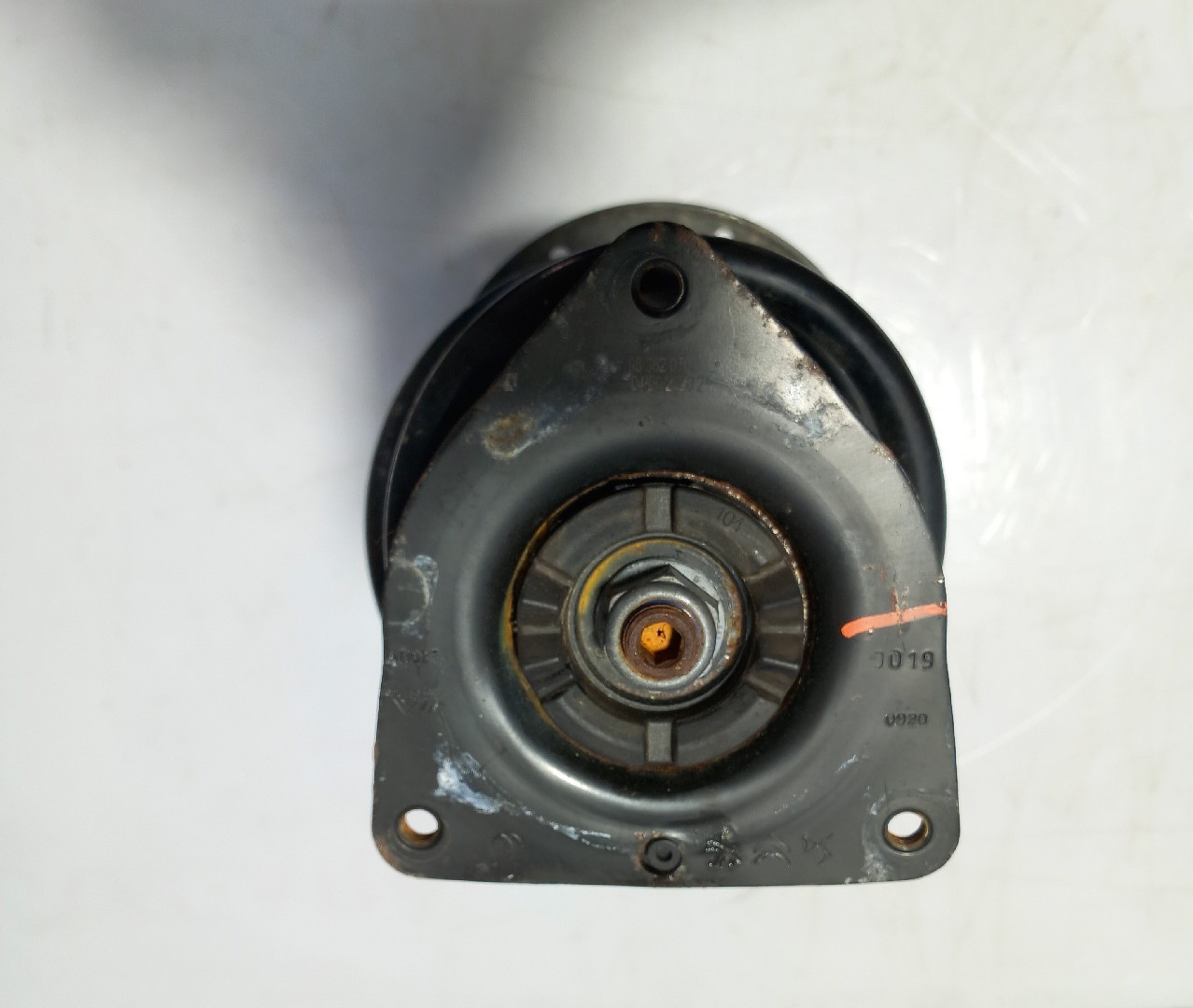 Right Front Shock Absorber PEUGEOT 208 II Imagem-1