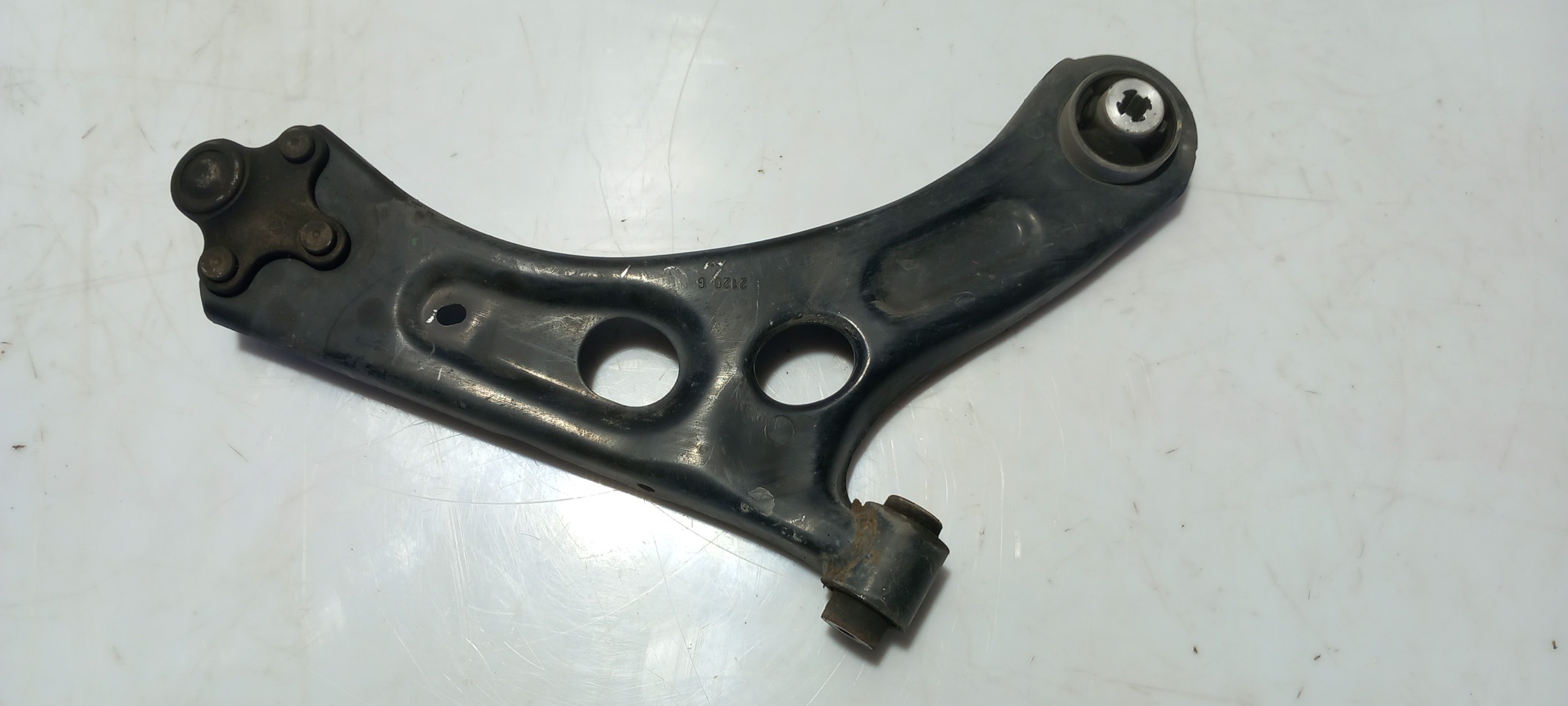 Left front suspension arm