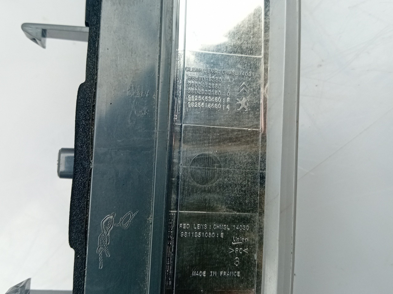 Additional stop light / 3rd stop light DS DS3 Crossback Imagem-3