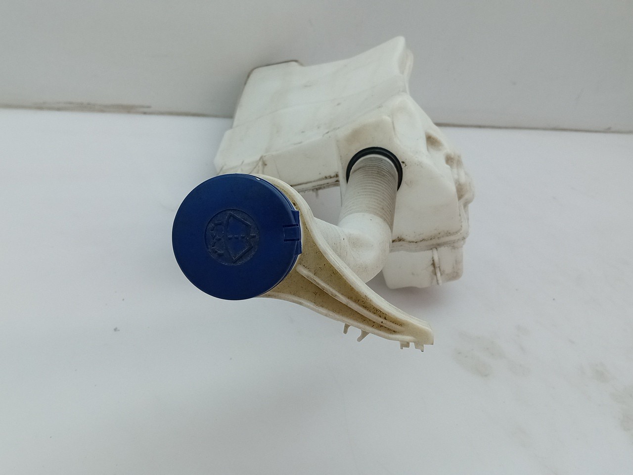 Windshield washer tank DS DS3 Crossback Imagem-1