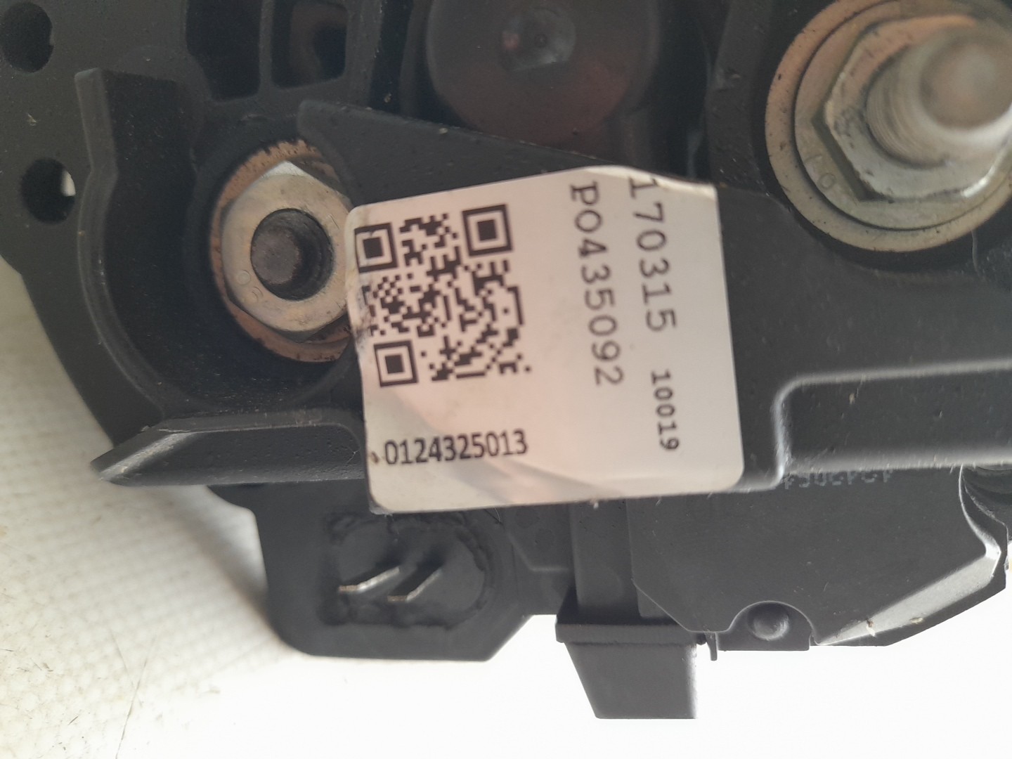Alternador VOLKSWAGEN Golf IV (1J1) Imagem-3