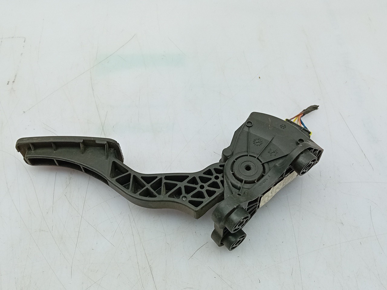 Pedal acelerador KIA Ceed (ED) Imagem-1