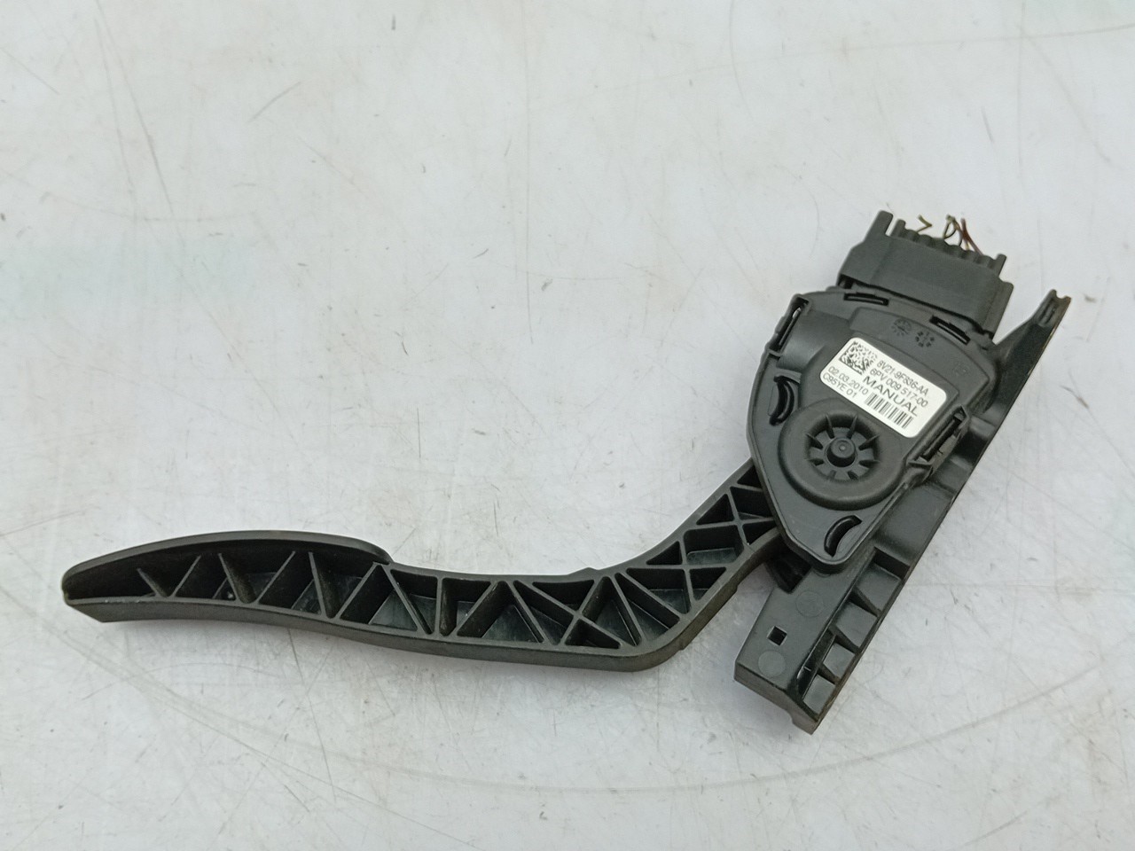 Pedal acelerador FORD Fiesta VI (CB1, CCN) Imagem-1