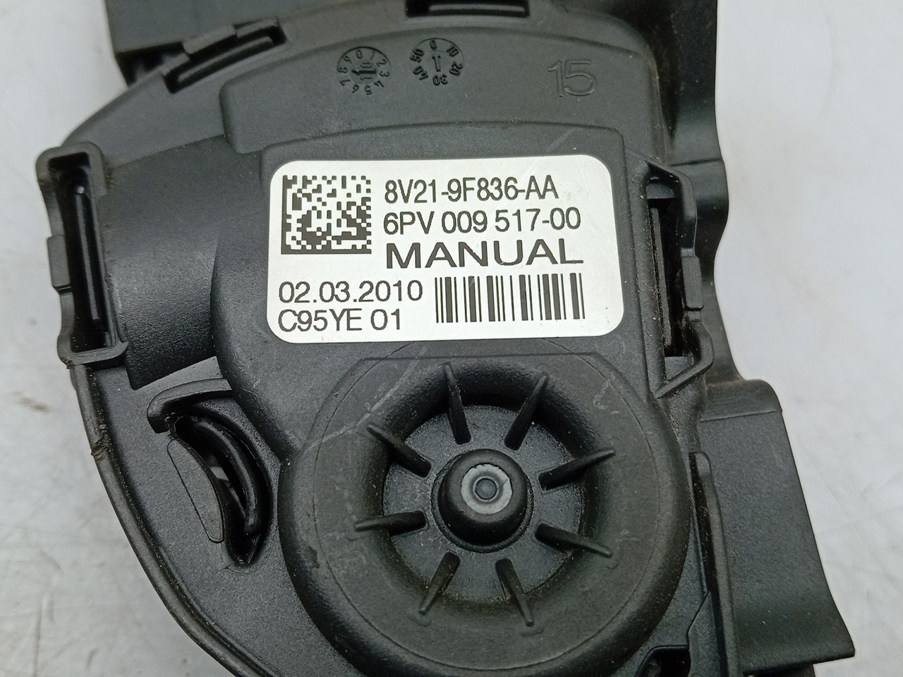 Pedal acelerador FORD Fiesta VI (CB1, CCN) Imagem-3