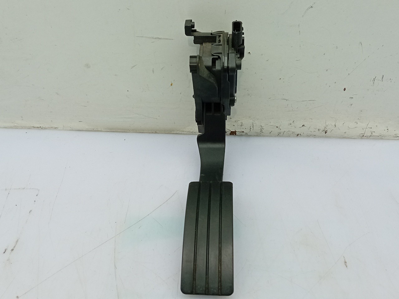 Pedal acelerador