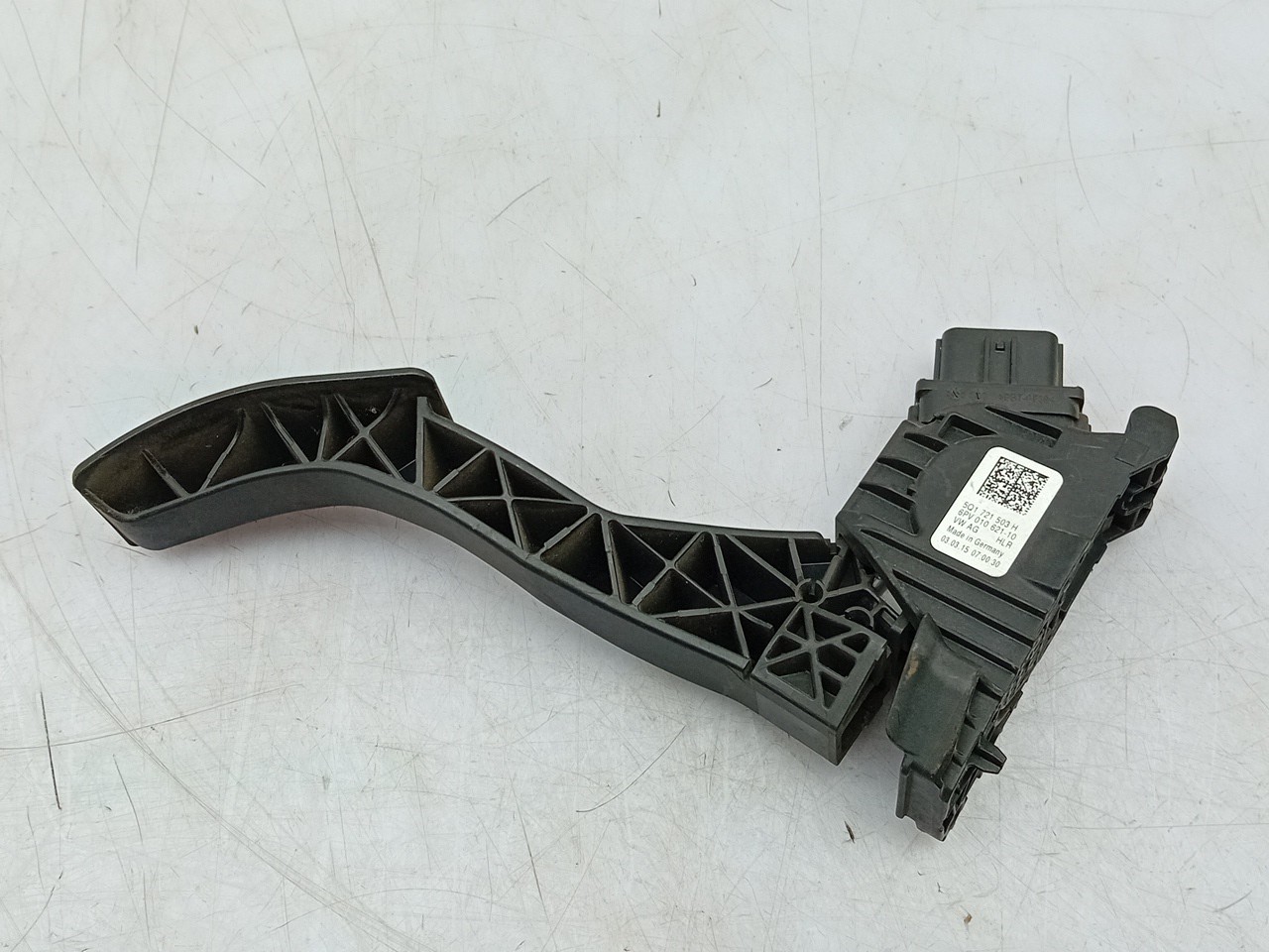 Accelerator Pedal AUDI A3 Sportback (8VA, 8VF) Imagem-1