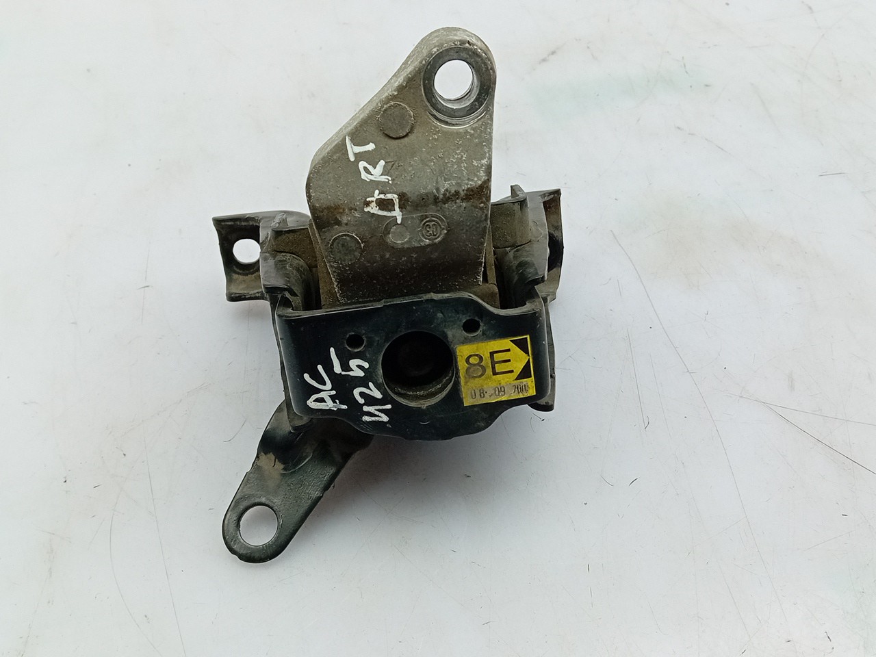Engine Mount TOYOTA Avensis Sedan (_T22_) Imagem-1