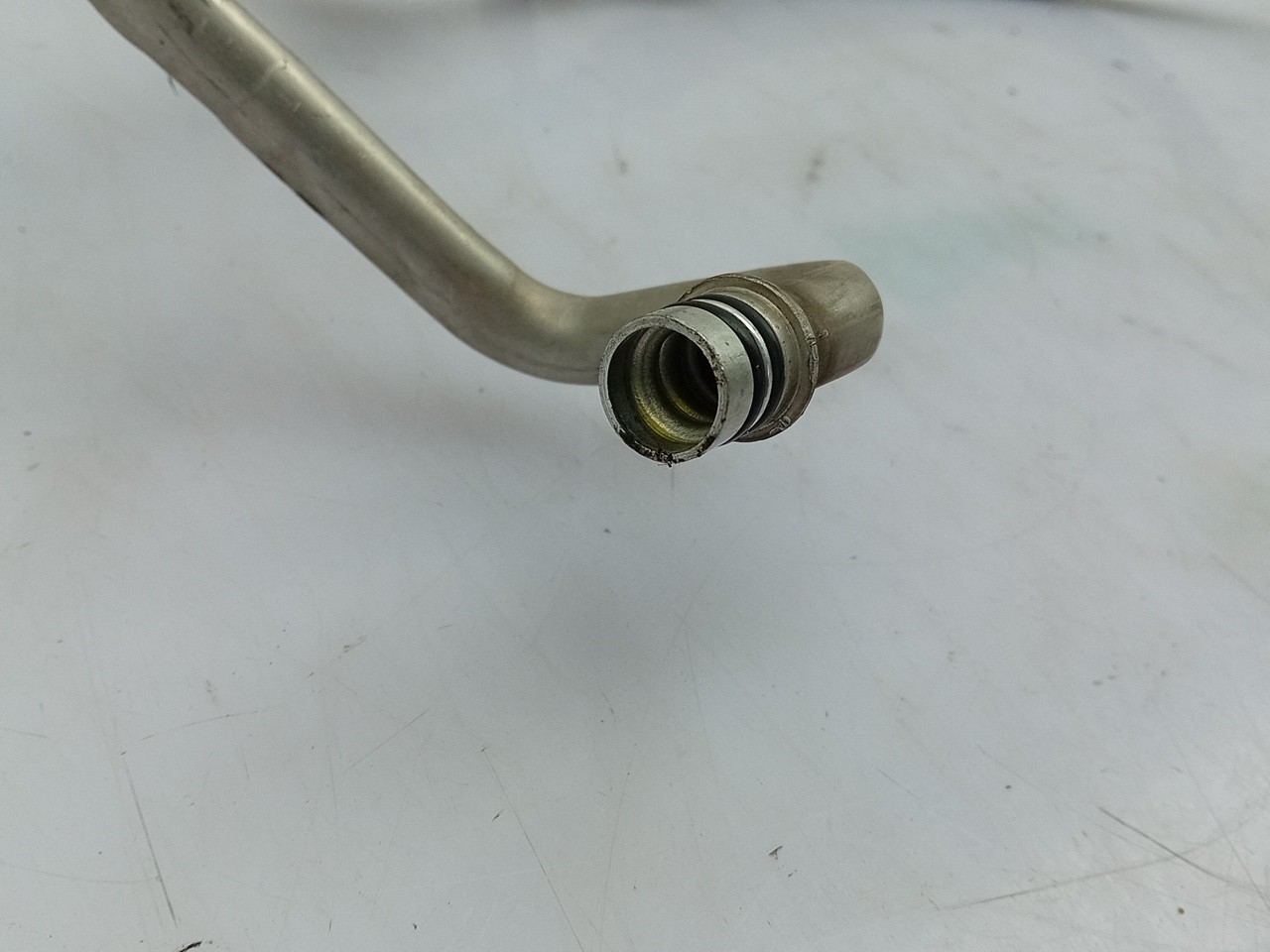 AC pipe TOYOTA Avensis Sedan (_T22_) Imagem-2