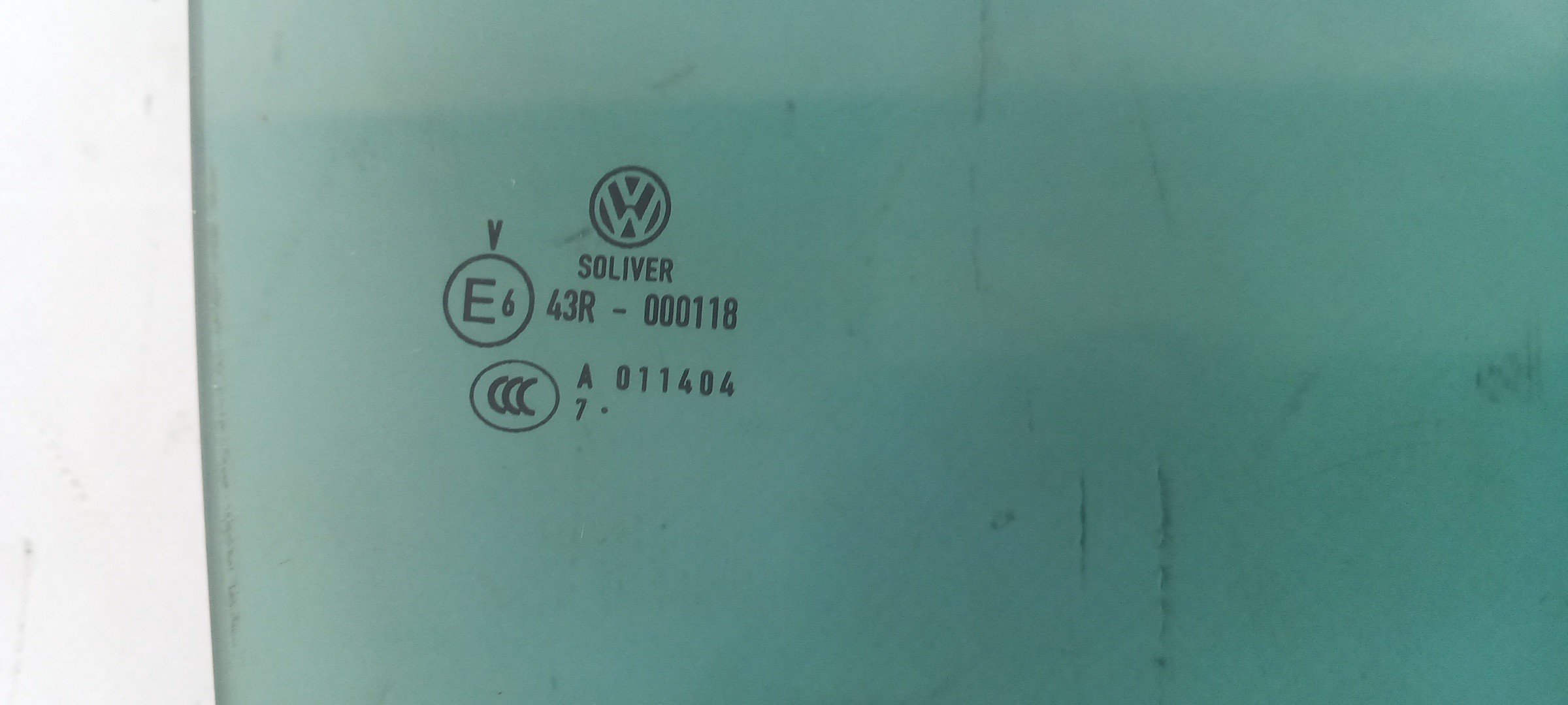 Right rear door glass VOLKSWAGEN Passat (3C2) Imagem-1