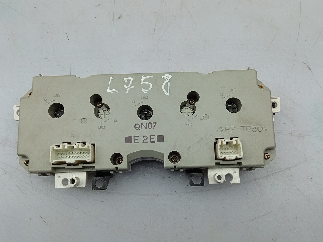 AC switch MAZDA 6 Hatchback (GG) Imagem-1