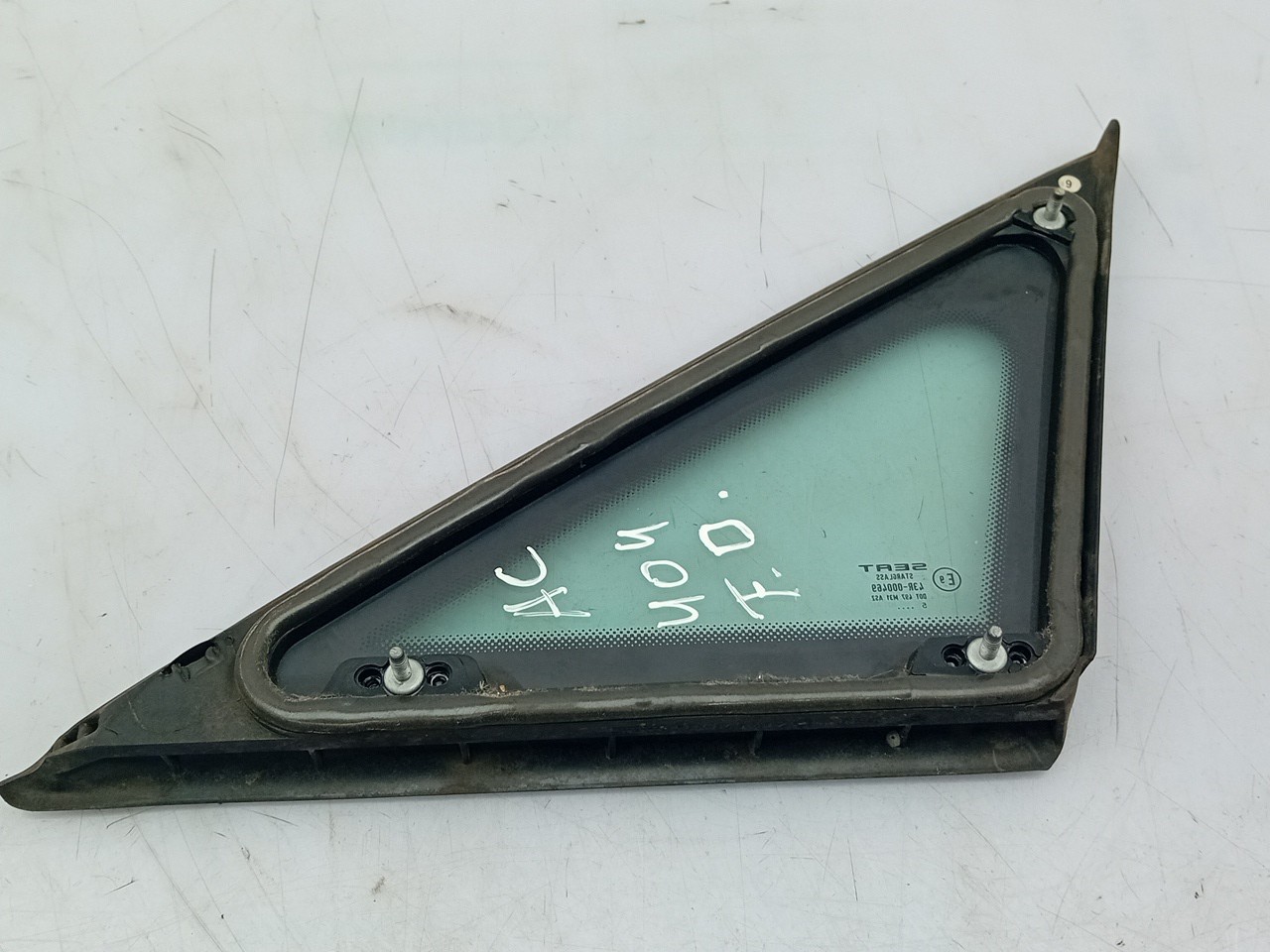 Vitre triangulaire avant Droite SEAT Altea (5P1) Imagem-1