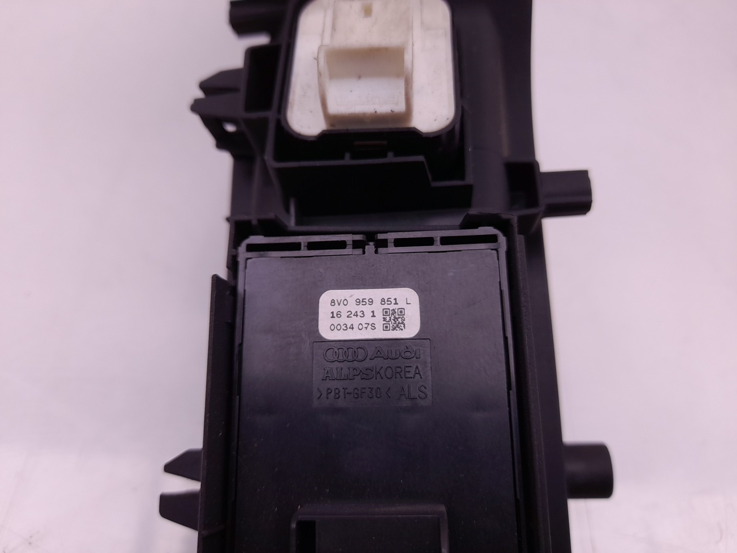 Mando / interruptor elevalunas delantero izquierdo AUDI A3 Sportback (8VA, 8VF) Imagem-2