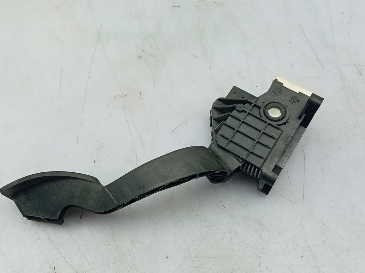 Accelerator Pedal OPEL Corsa E Imagem-1