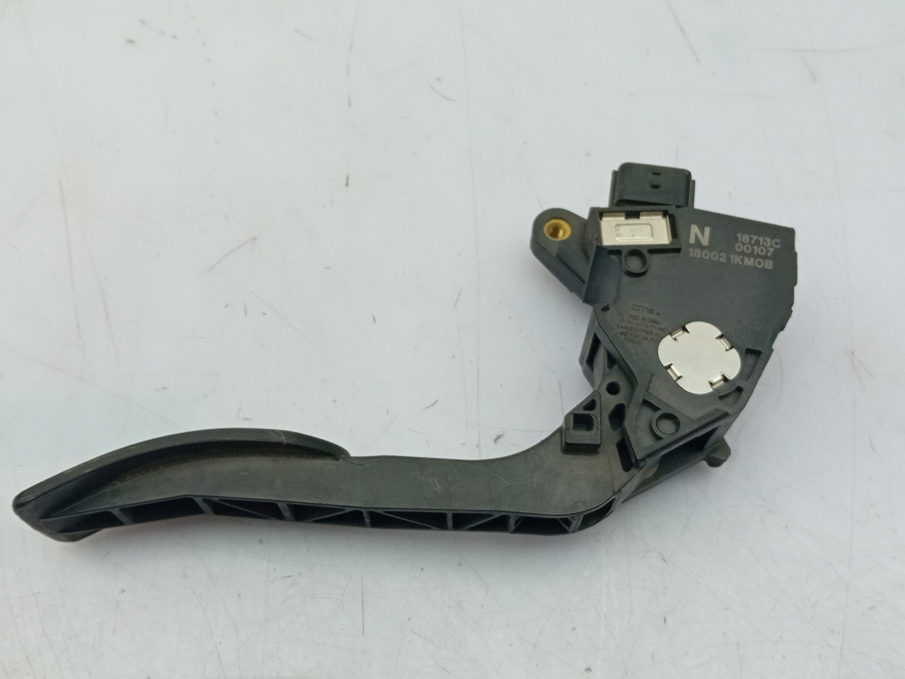Pedal acelerador NISSAN Juke (F15) Imagem-1
