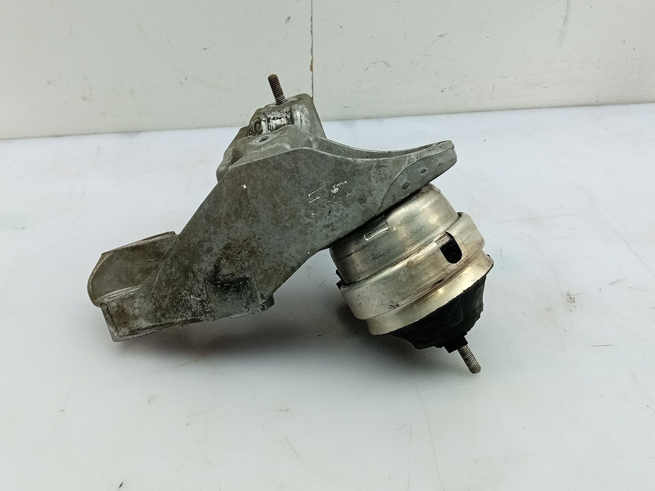 Engine Mount