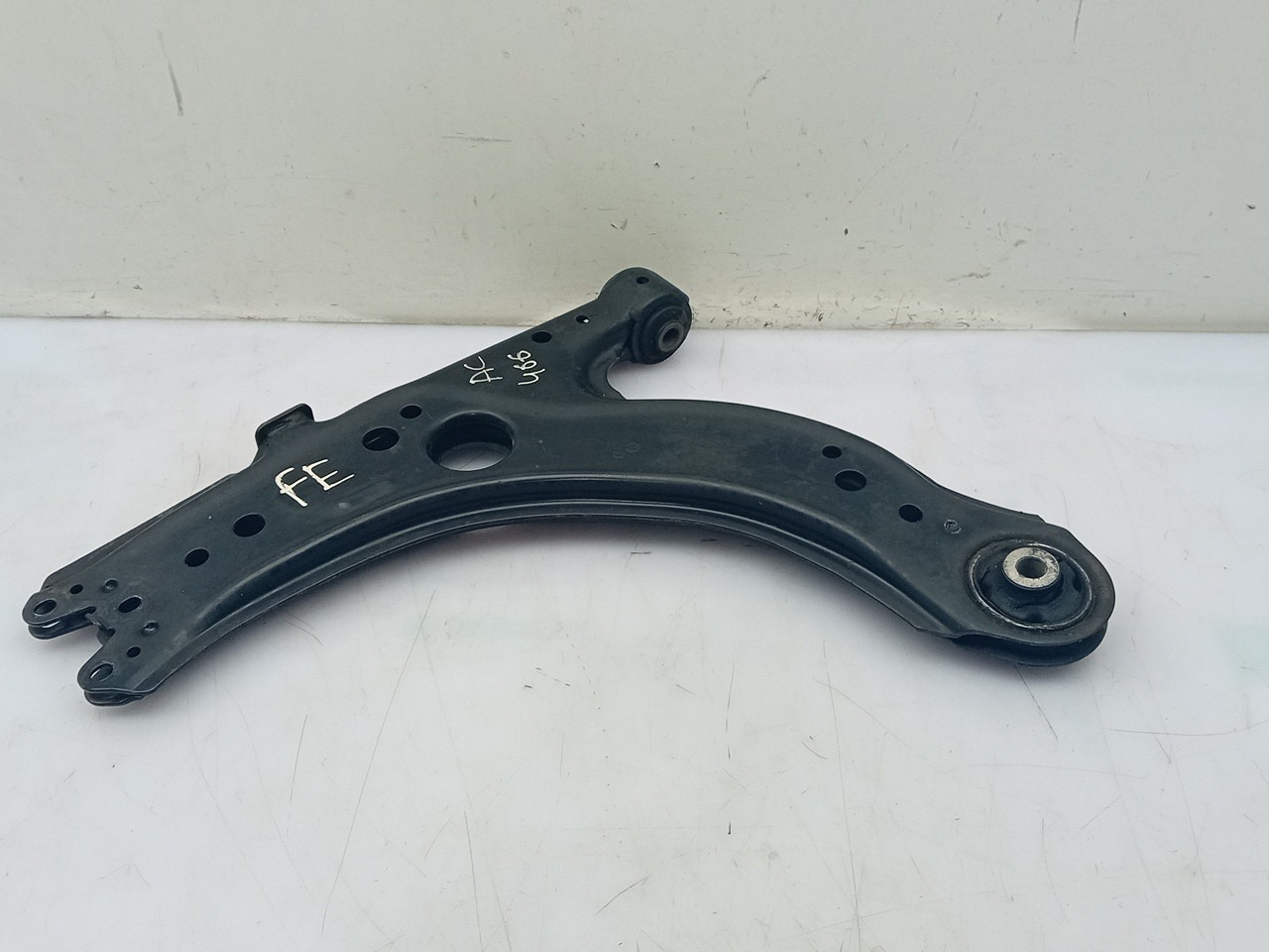 Bras de suspension Avant gauche