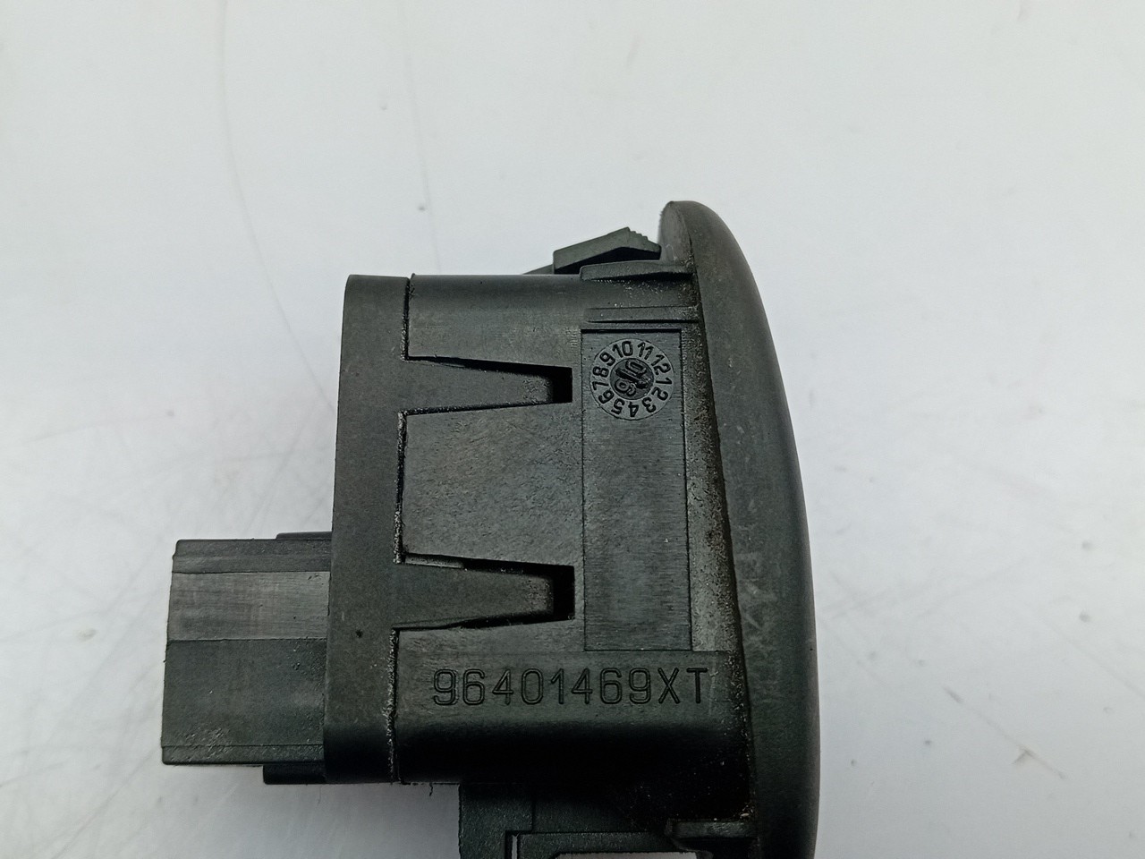 Mando / interruptor elevalunas delantero izquierdo CITROËN C3 II (SC_) Imagem-3