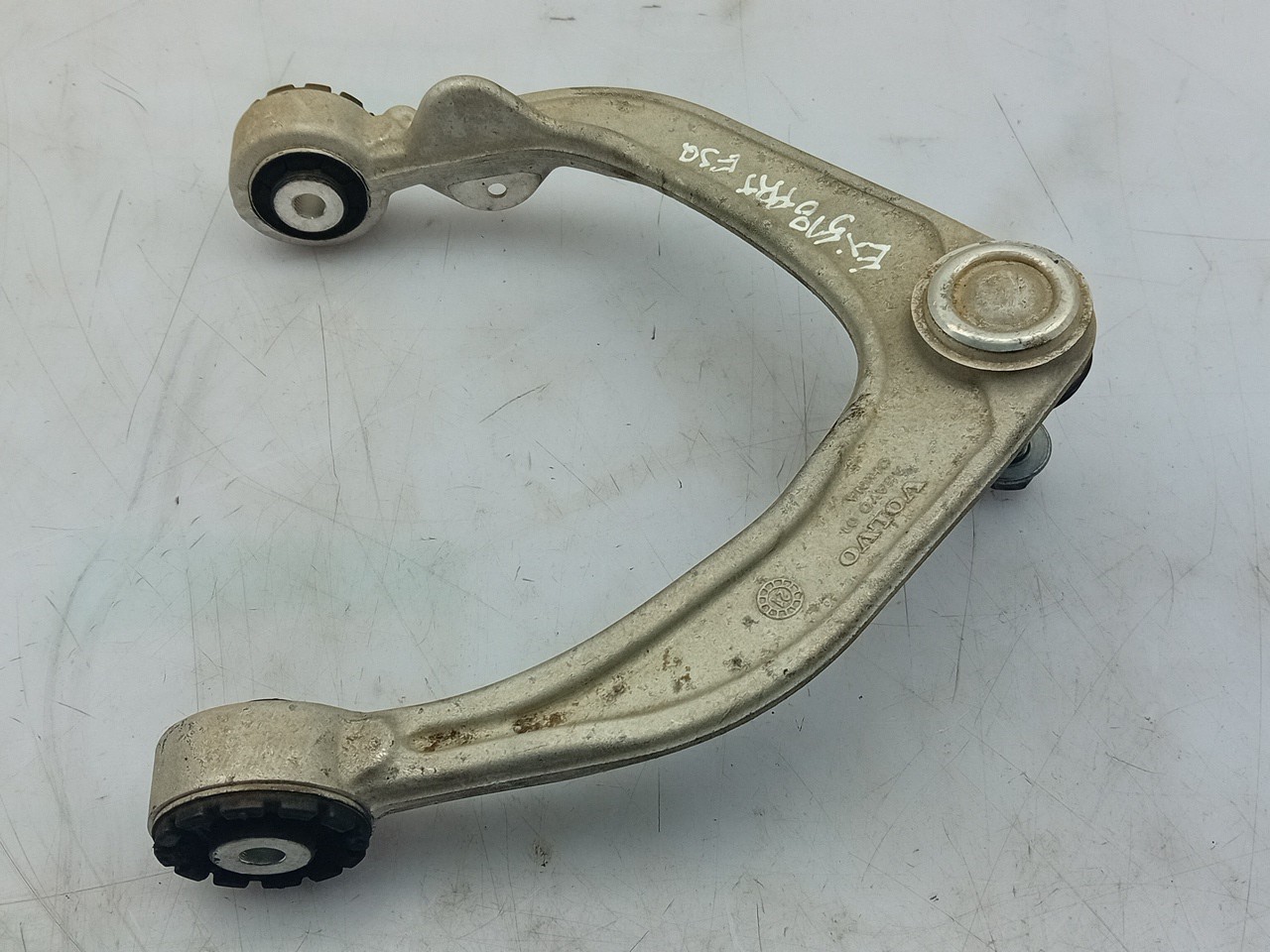 Bras de suspension Avant gauche VOLVO V60 II (225) Imagem-1