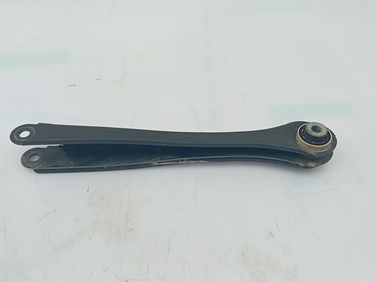 Brazo suspensión delantero izquierdo VOLVO V60 II (225) Imagem-1
