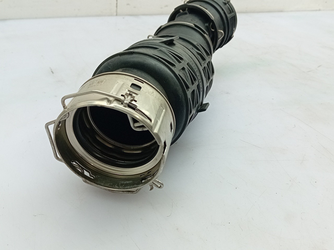 Tubo intercooler VOLVO V60 II (225) Imagem-1