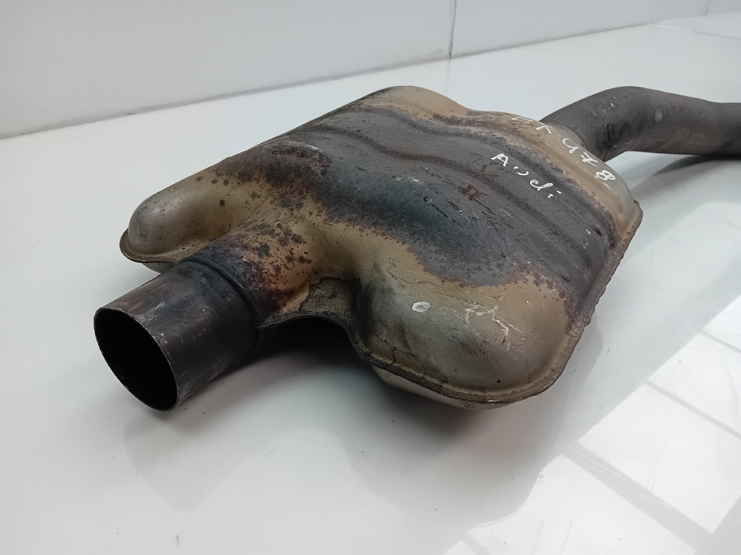 Exhaust Muffler/ Silencer  AUDI Q5 (8R) Imagem-2