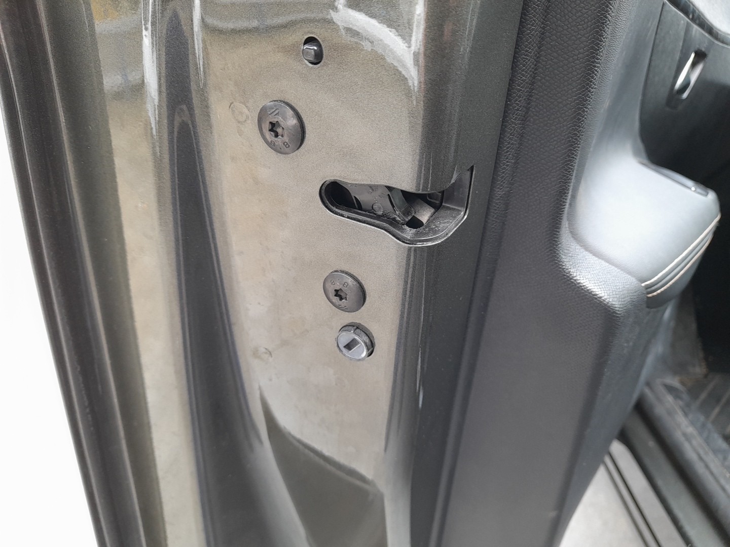 Fechadura / fecho porta frente esquerdo