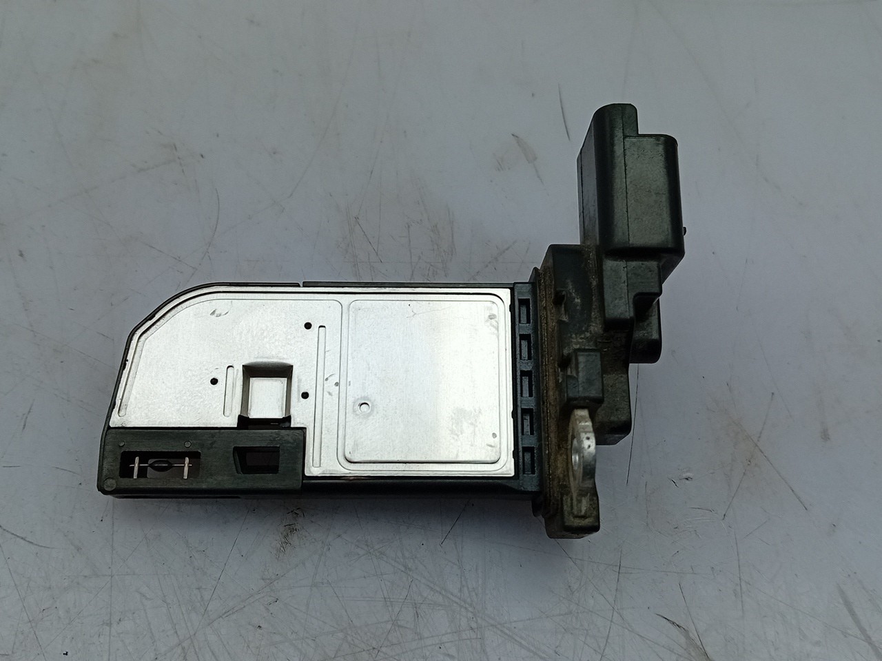 Mass Air Flow Sensor (MAF) PEUGEOT 3008 II (M_) Imagem-1