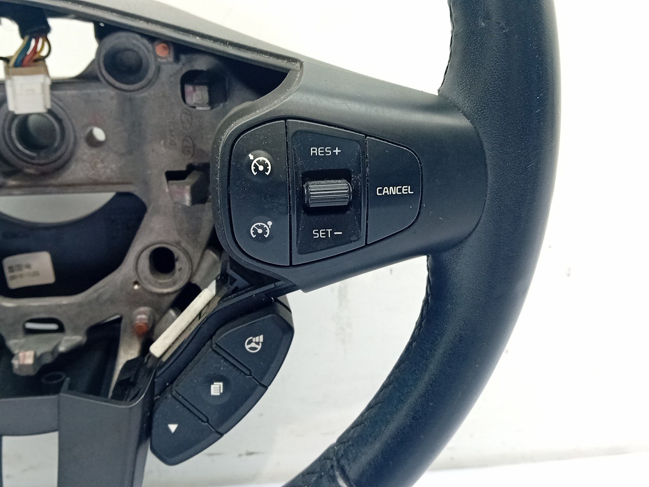 Steering wheel KIA Carens IV Imagem-1