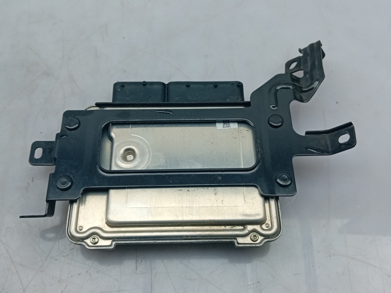 Engine control unit / ECU KIA Carens IV Imagem-1
