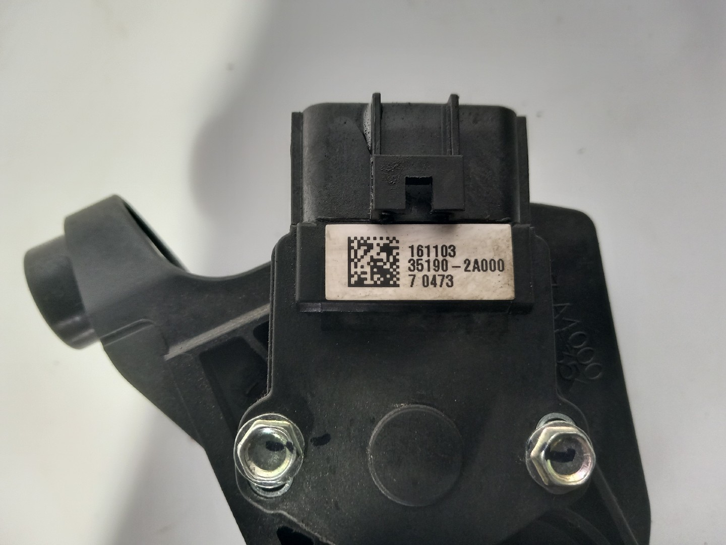 Pedal acelerador KIA Carens IV Imagem-3