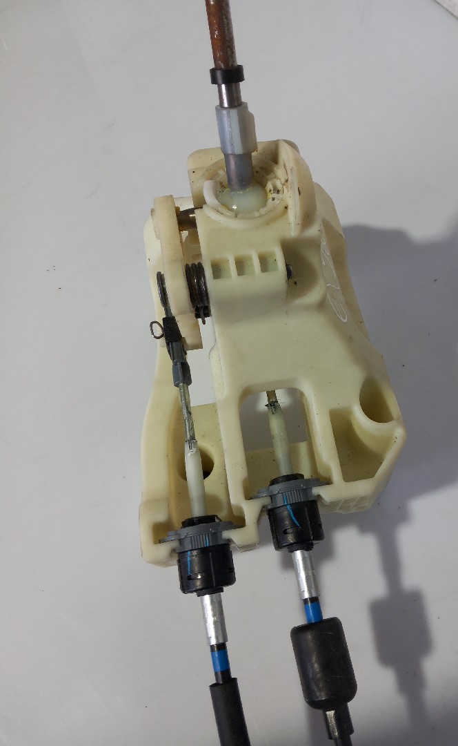 Gear selector KIA Carens IV Imagem-3