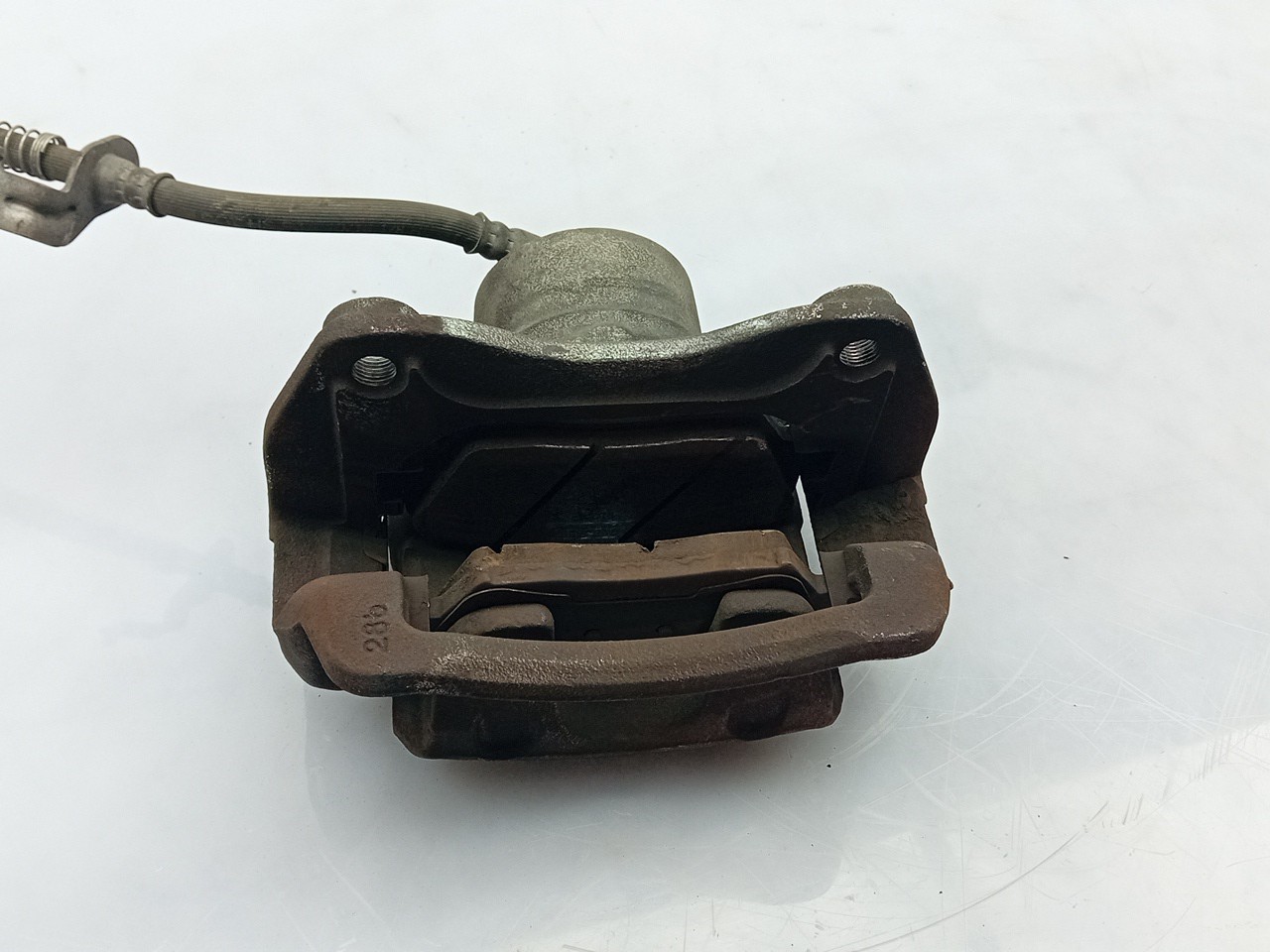 Étrier de frein avant gauche KIA Carens IV Imagem-1